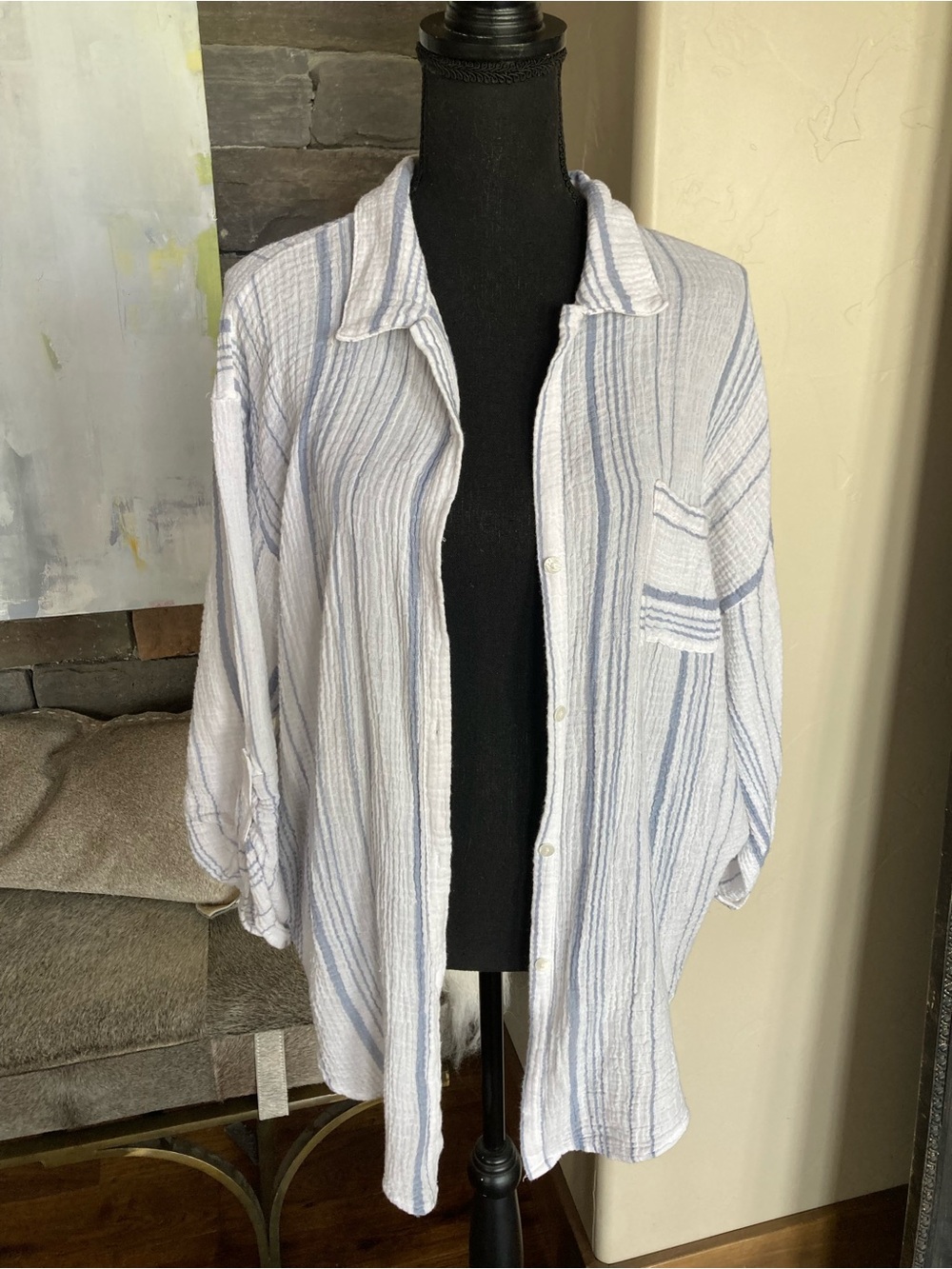 Kona Sole Cotton Gauze Coastal Beachy Blue Striped Button Down Shirt Size M